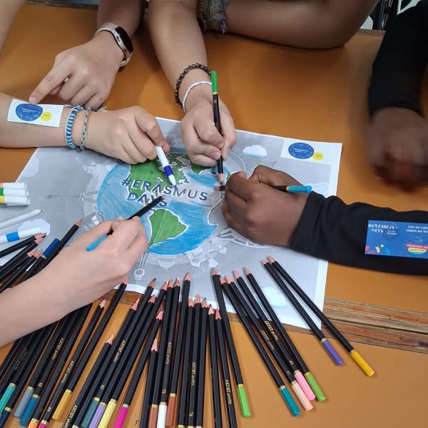 Academia Internacional1